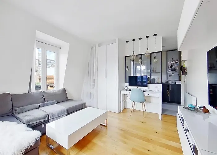 Cosy 2 Person - Near Eiffel Tower *
