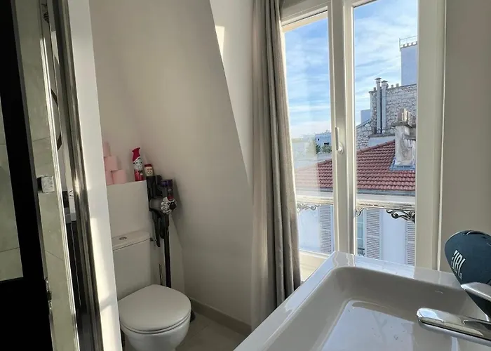 Cosy 2 Person - Near Eiffel Tower Διαμέρισμα Παρίσι